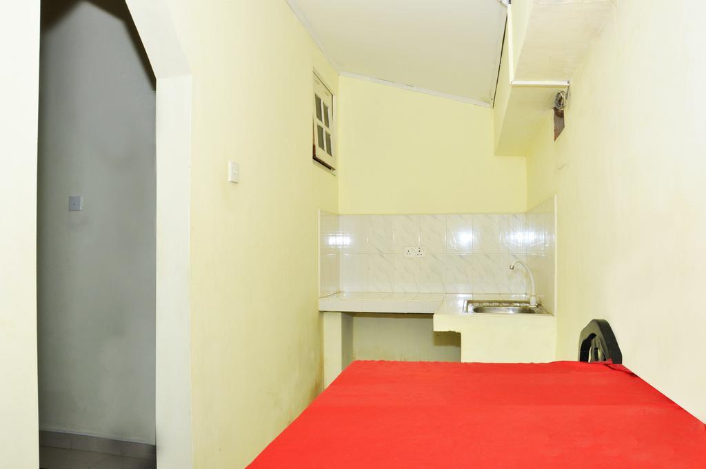 Blumarine Guest House Негомбо Номер фото