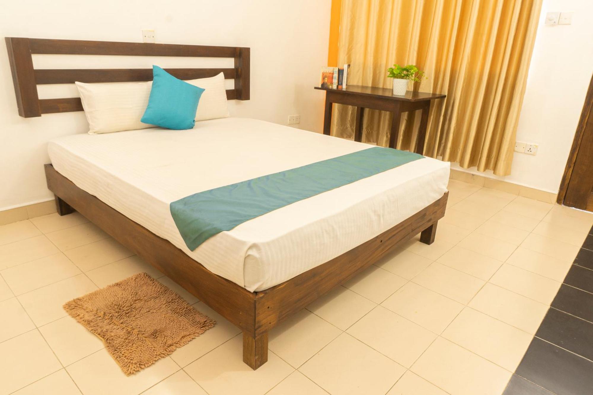 Blumarine Guest House Негомбо Экстерьер фото